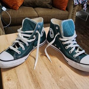 **SOLD**  Green Chuck Taylor Converse ALL STAR